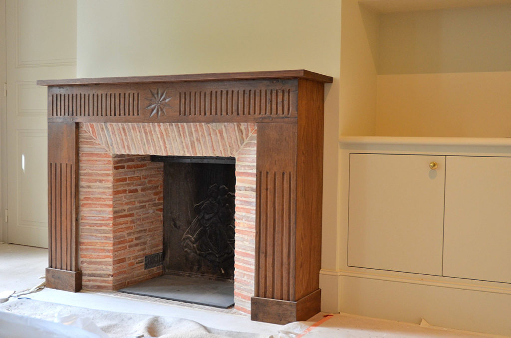 Artisan âtrier pour la rénovation de votre cheminée — free download