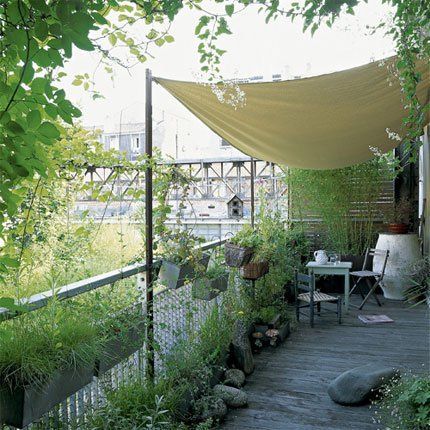 Aménager un petit balcon en ville par Oz by cath architecte d'intérieur à Le Vésinet