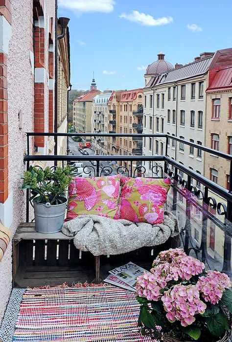 Aménager un petit balcon en ville par Oz by cath architecte d'intérieur à Le Vésinet