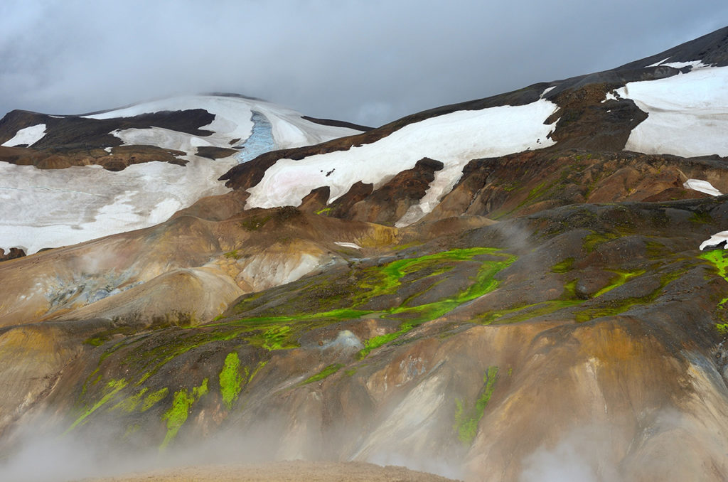 Kerlingarfjoll dans les fumerolles en Islande