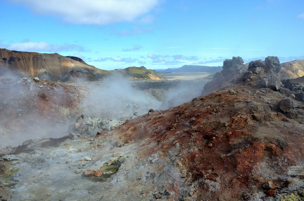 Paysage de fumerolles en islande