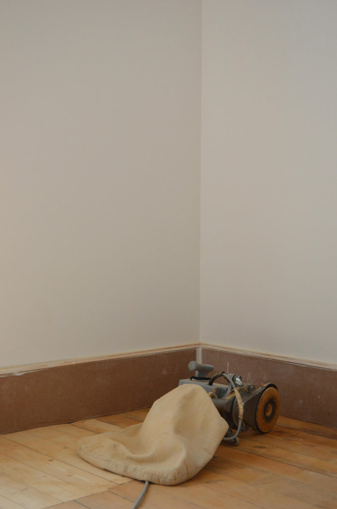 Poncer un parquet