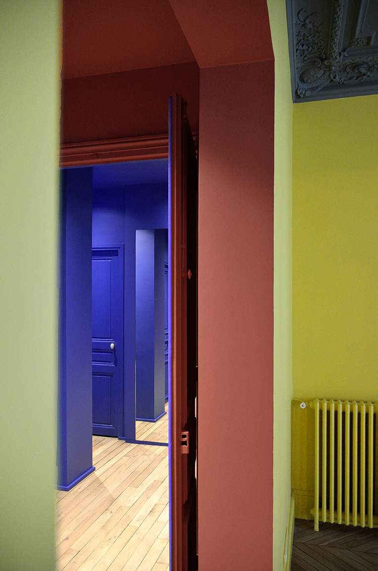 Projet Mignard : comment agencer les couleurs dans une pièce et entre pièces? Collaboration coloriste et architecte d’intérieur